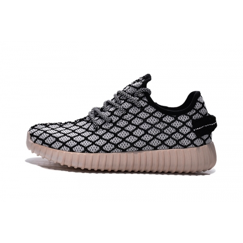 Zapatillas AD Yeezy 350 Blanco y Negro (Rombos)